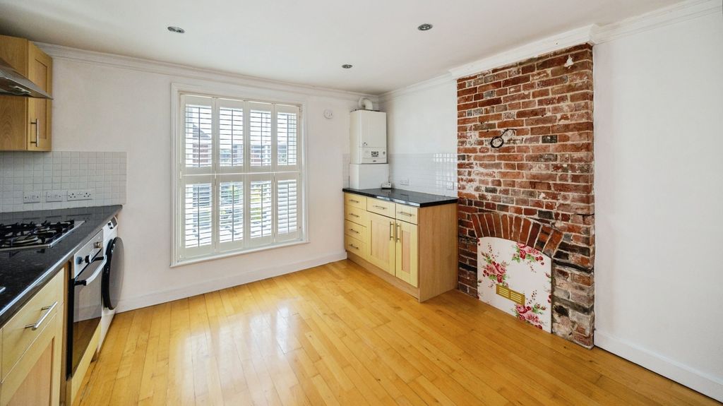 Property photo 3 of 13 Photo