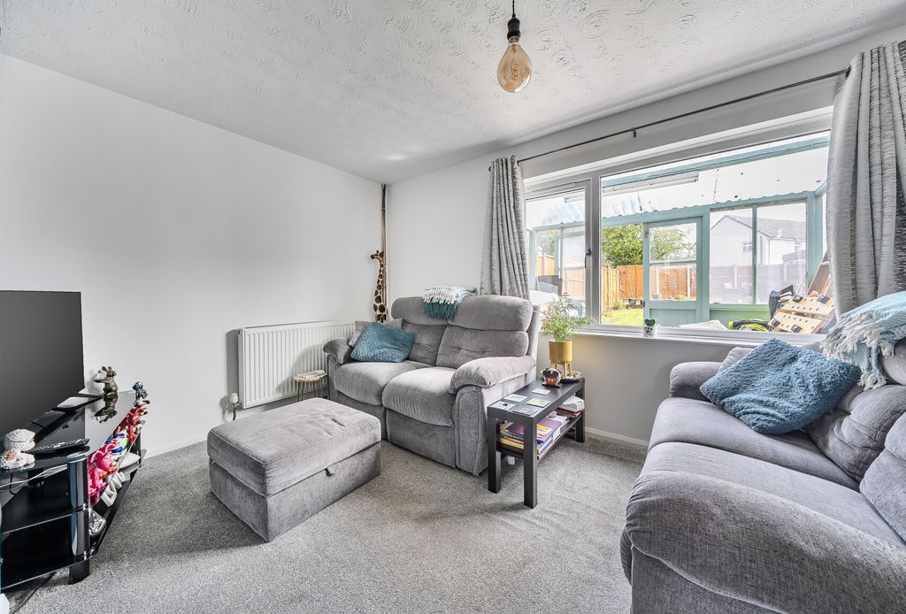 Property photo 3 of 13 1433115-16-69c131...