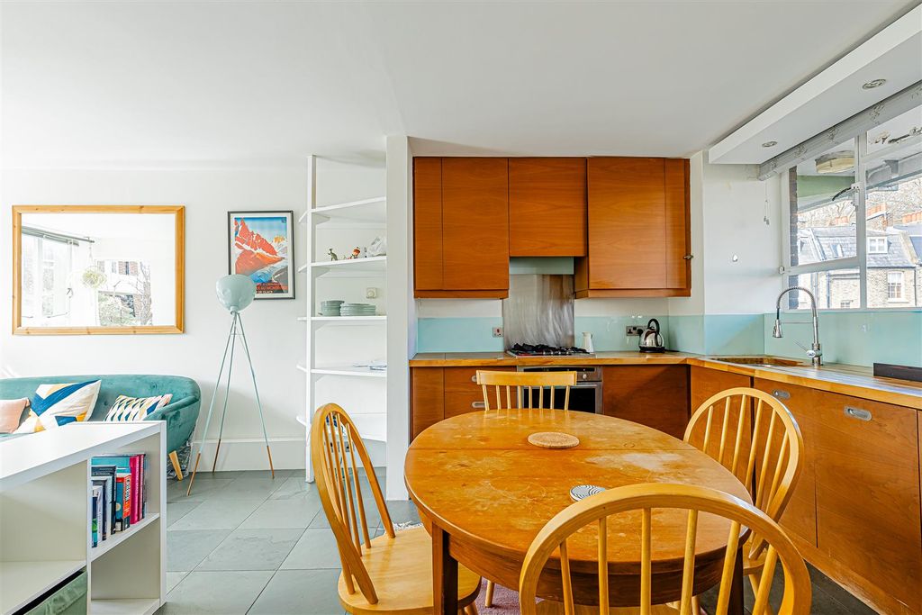 Property photo 2 of 17 Mulberry Court (5).Jpg