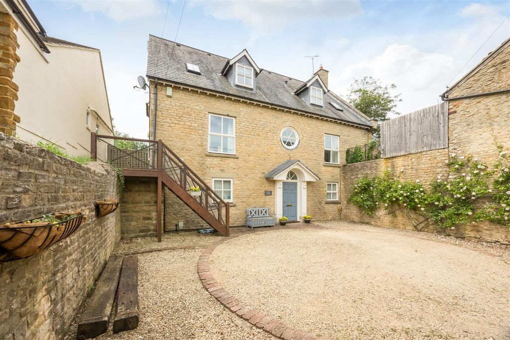 Property photo 1 of 17 Wideangles.Co.uk_3L9A4878E.Jpg