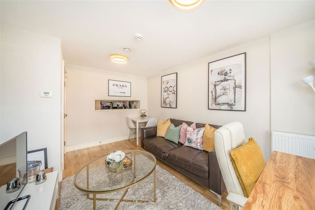 Property photo 3 of 7