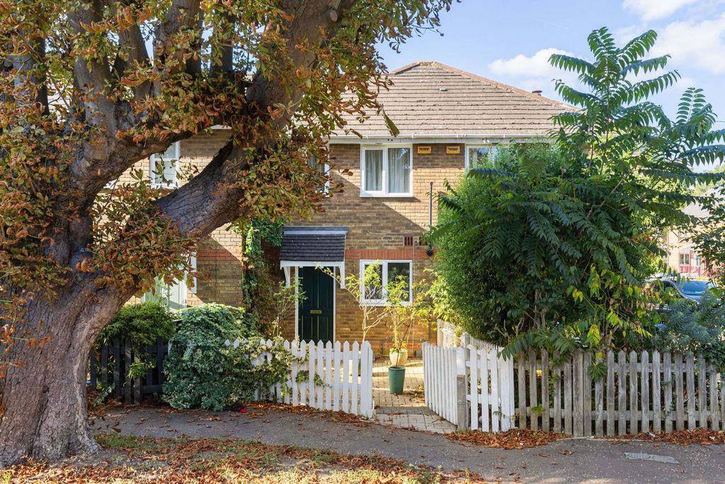 Property photo 1 of 10 4512101