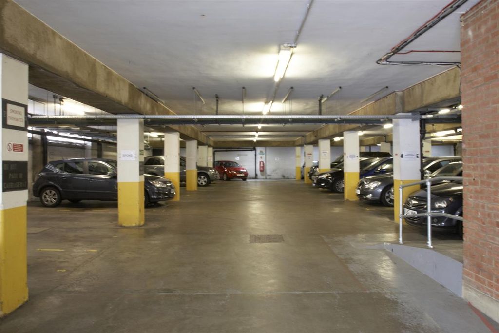 Property photo 3 of 4 Photo