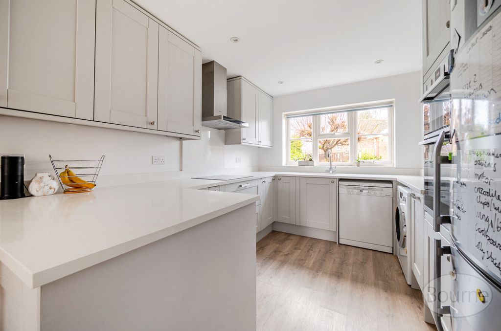 Property photo 3 of 20 7A0c4d88-9A95-4F5...