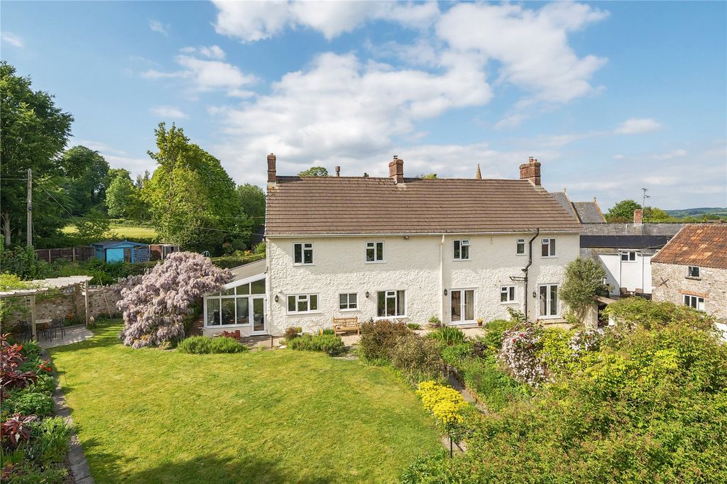 Property photo 1 of 33 Picture No. 06