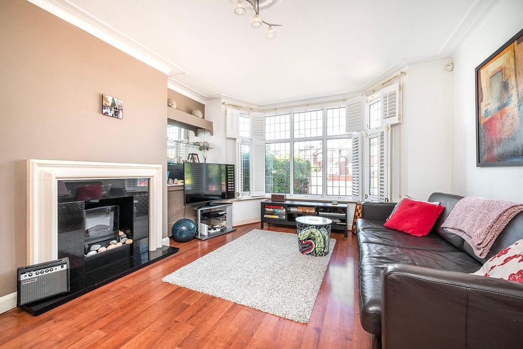 Property photo 1 of 13