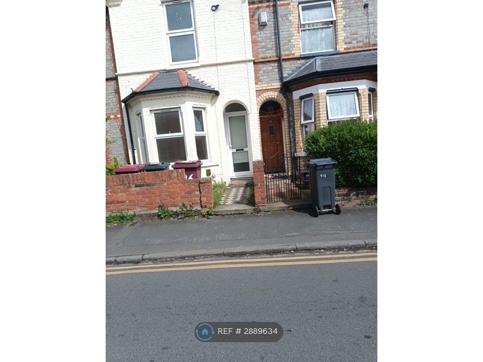 Property photo 2 of 9
