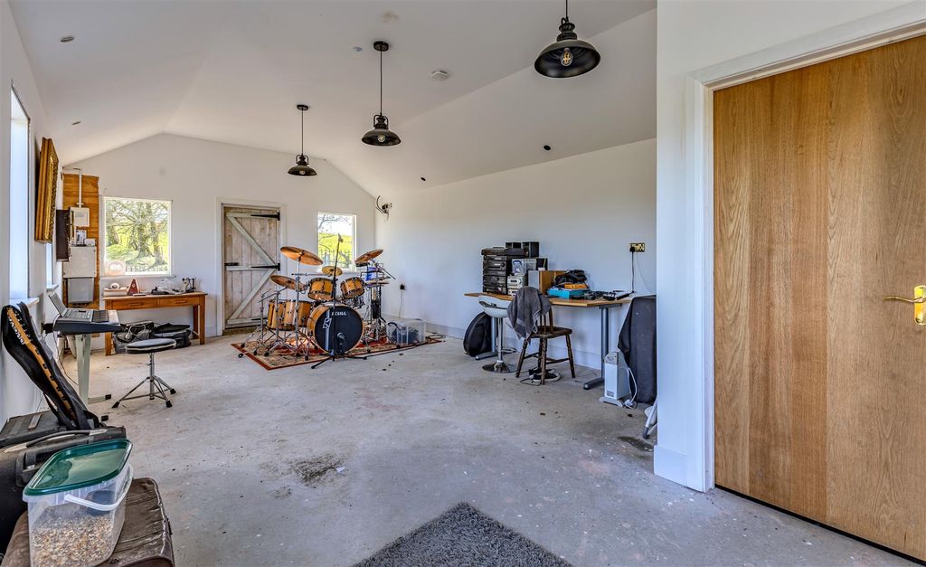 Additional image 26 of 5 bed detached house for saleCefnllys, Llandrindod Wells LD1