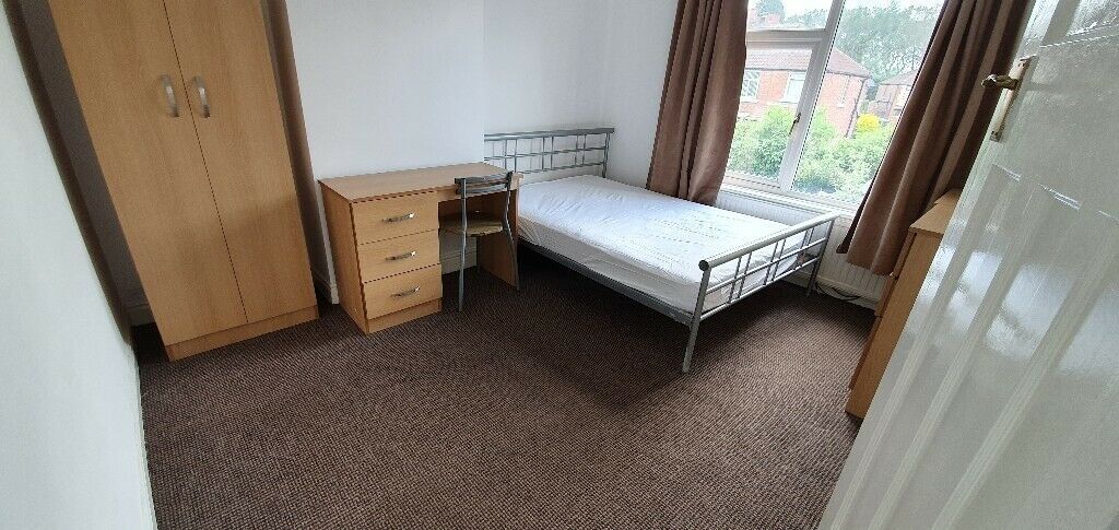 Property photo 2 of 13