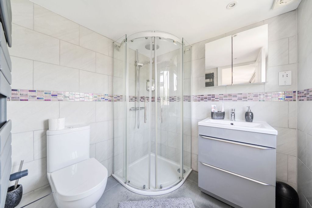 Additional image 9 of 4 bed semi-detached house for saleHoward Close, Watford WD24