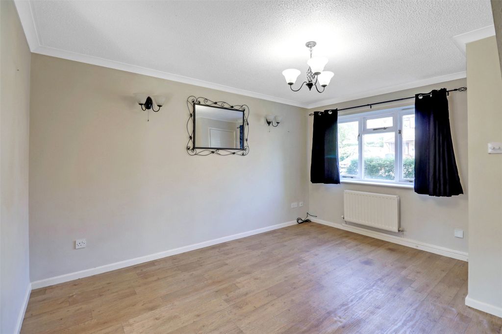 Property photo 2 of 7 Picture No. 16