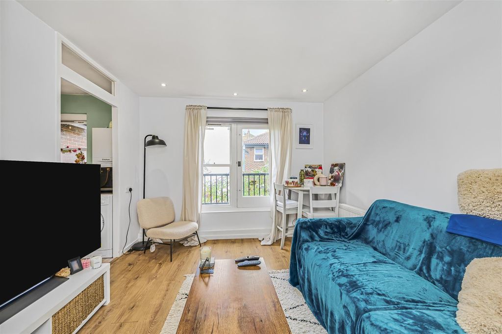 Property photo 1 of 9 Reception, Daley Thompson Way, Eden Harper Batters