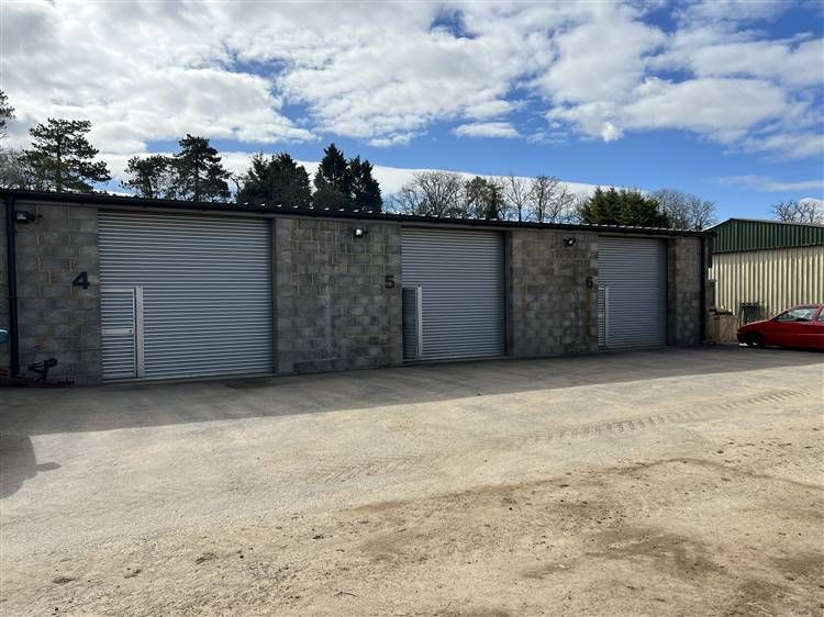 Property photo 1 of 3