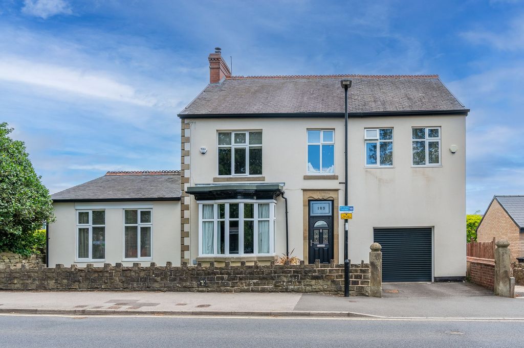 Property photo 1 of 39