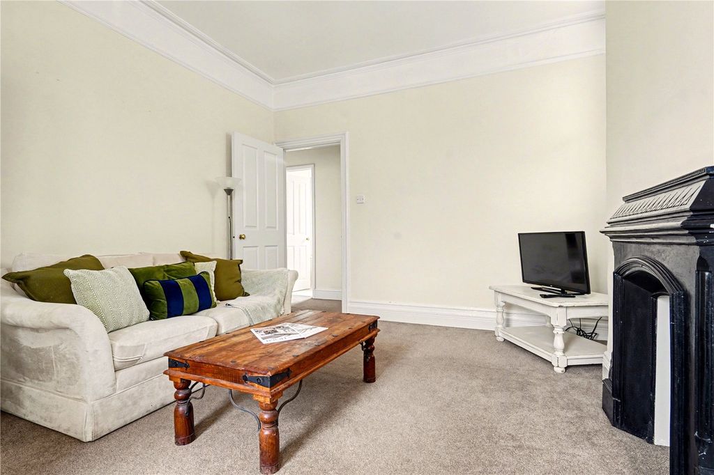 Property photo 3 of 9 Picture No. 20