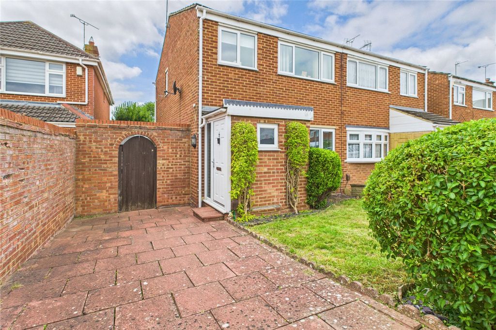 Property photo 1 of 17 Picture No. 01