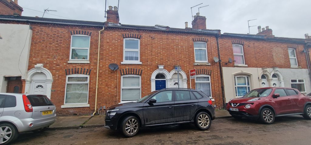 Property photo 1 of 11 Cloutsham Street