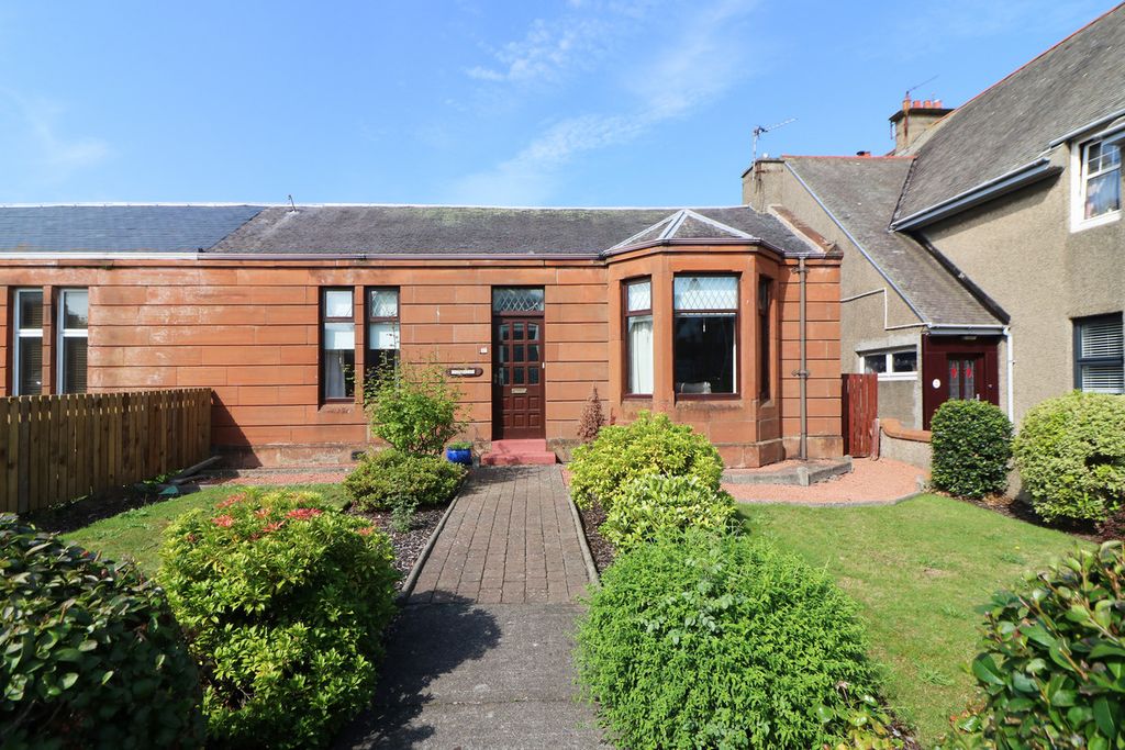 Property photo 1 of 16