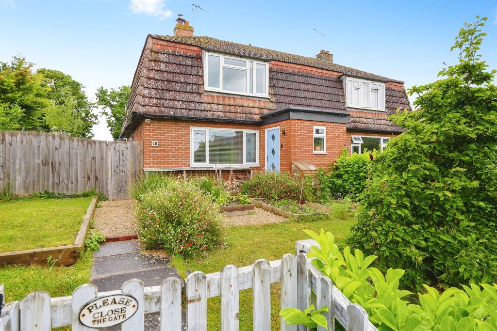 Property photo 1 of 17