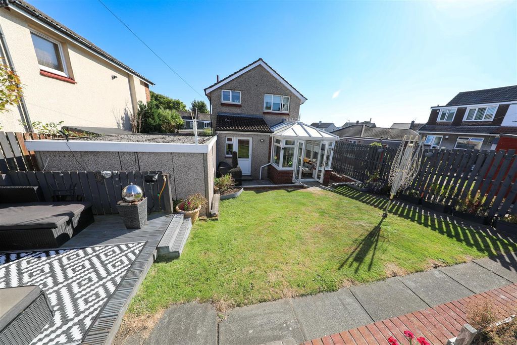 Property photo 2 of 25 B