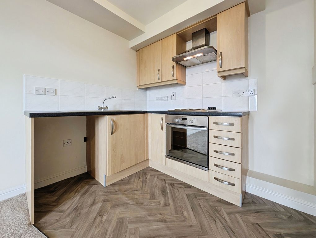 Property photo 2 of 10 Pbox-Img.Jpg