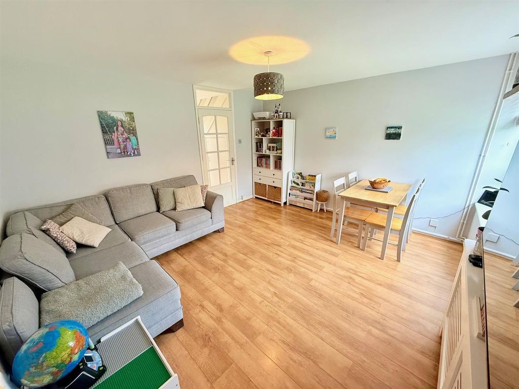 Property photo 3 of 15 14.Jpg