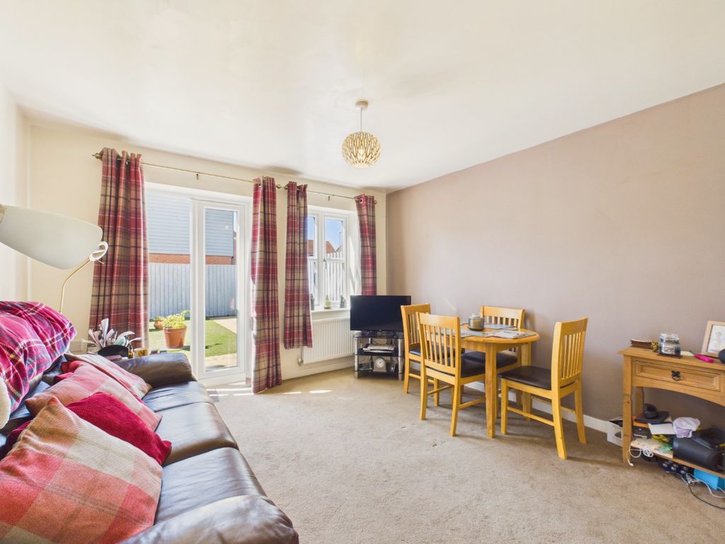 Property photo 2 of 17 5065534