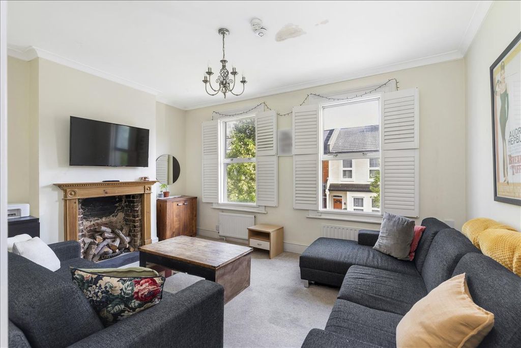 Property photo 1 of 15