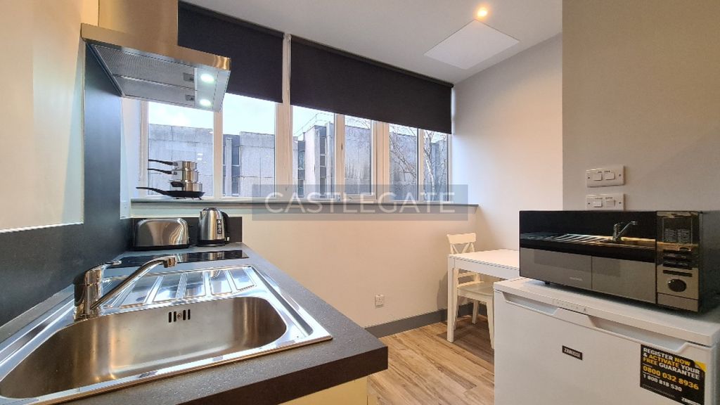 Property photo 3 of 7 Room 31, Renaissance Works, 105 New Street, Huddersfield, HD1 2As