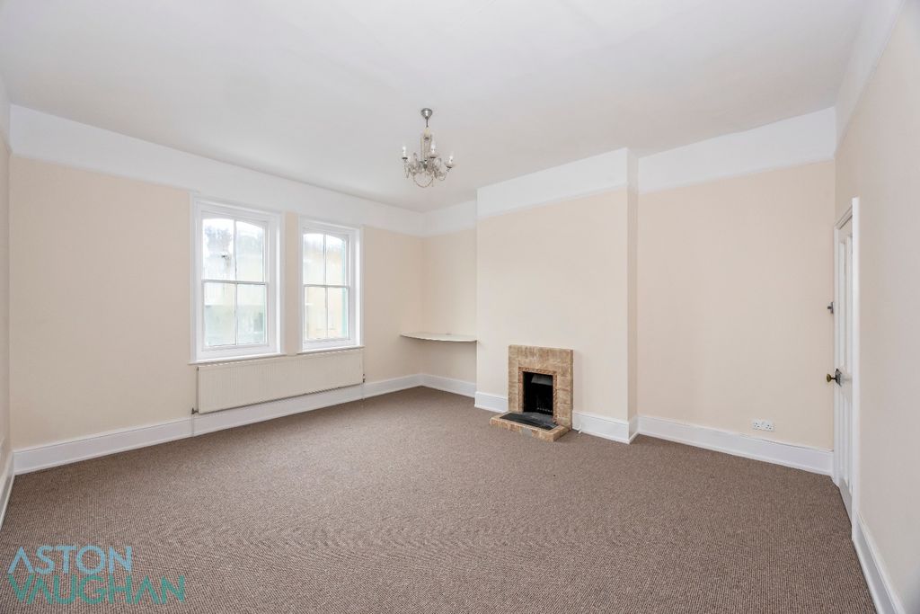 Property photo 1 of 10 4599640