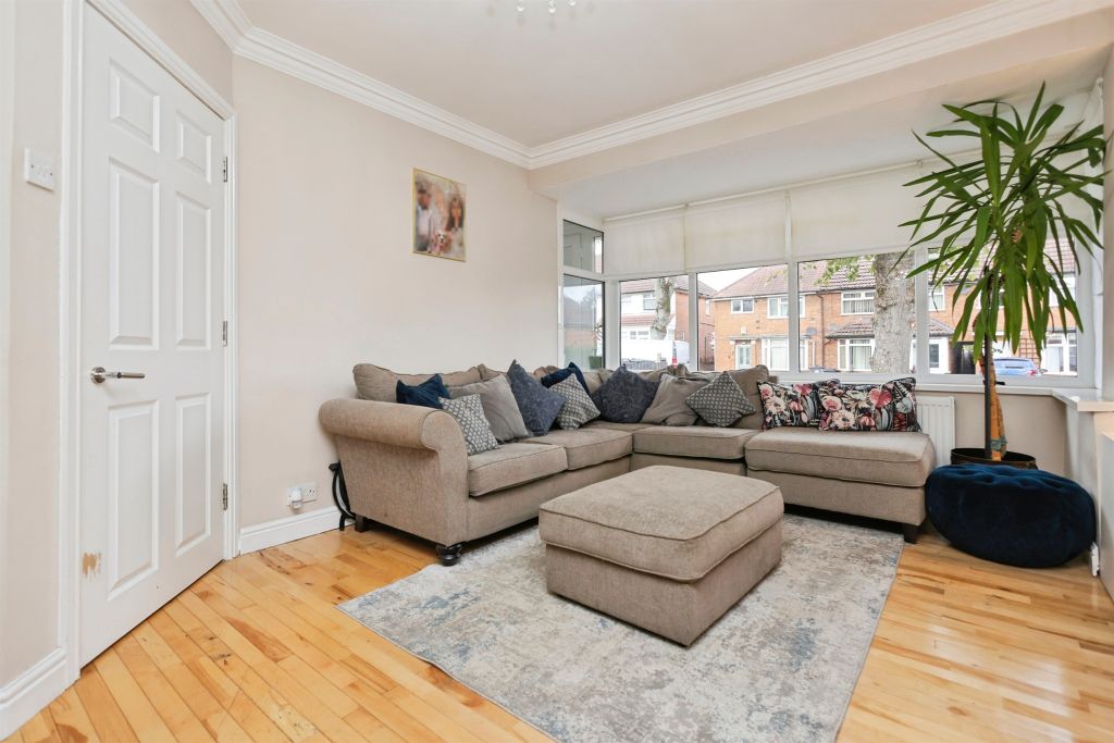 Property photo 3 of 23