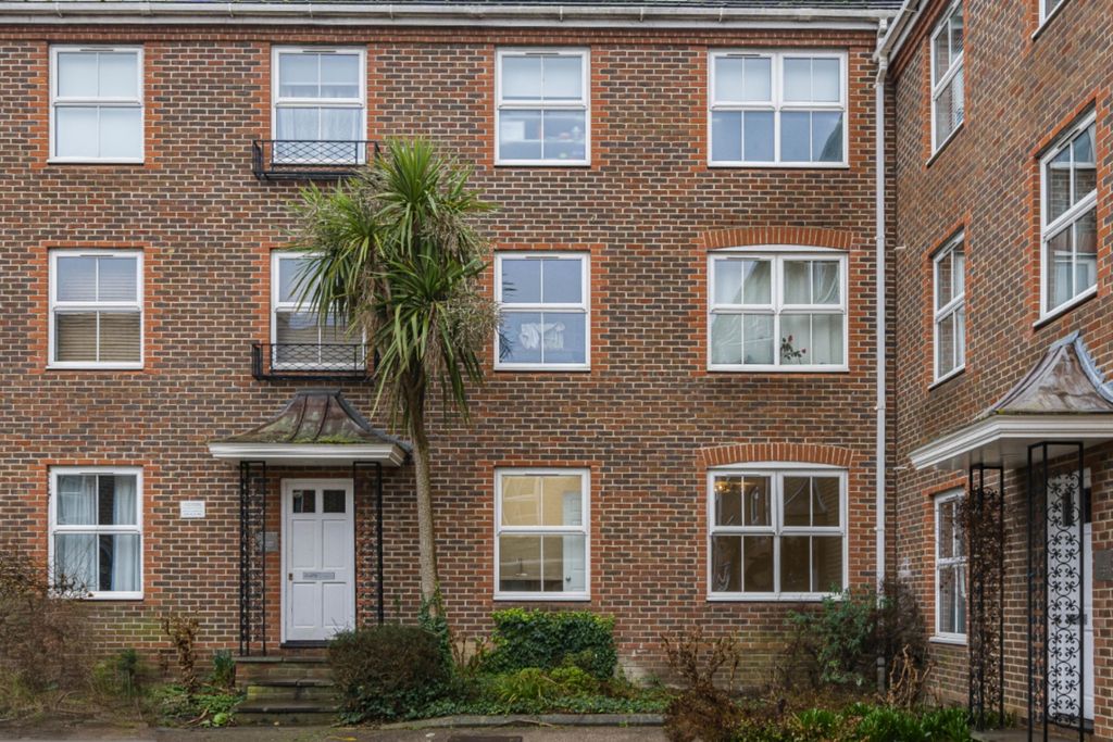 Property photo 1 of 8 Dsc02585