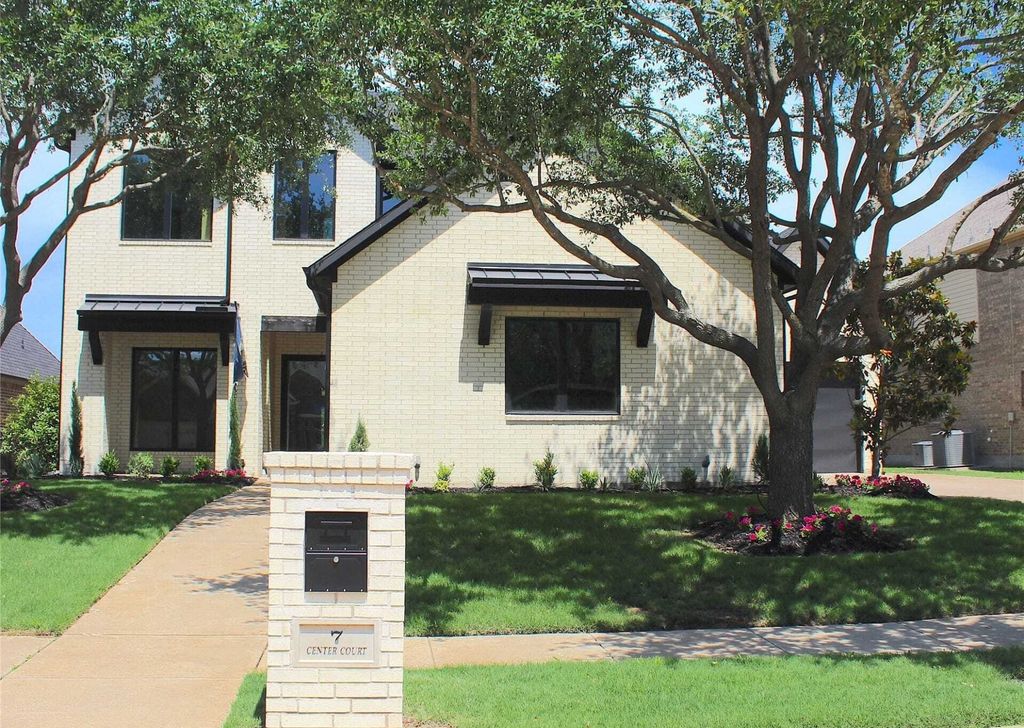 Property photo 1 of 31