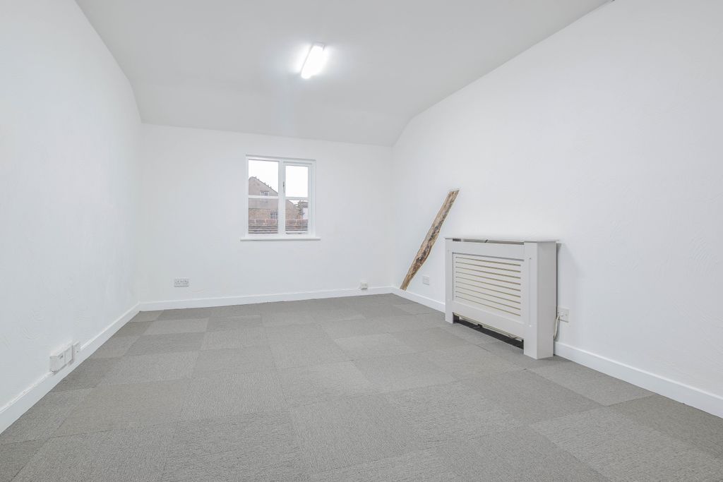 Property photo 3 of 3 Office 5B
