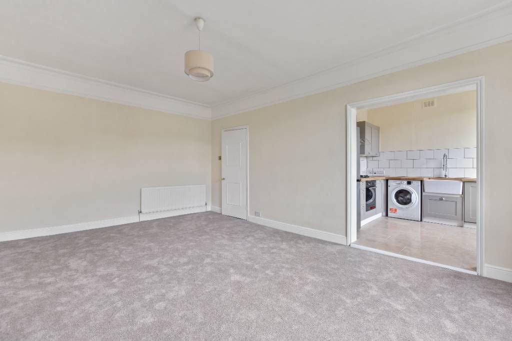 Property photo 2 of 14 Image