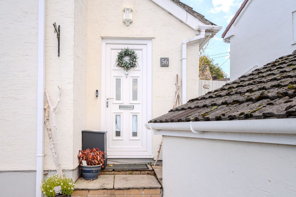 Property photo 2 of 29