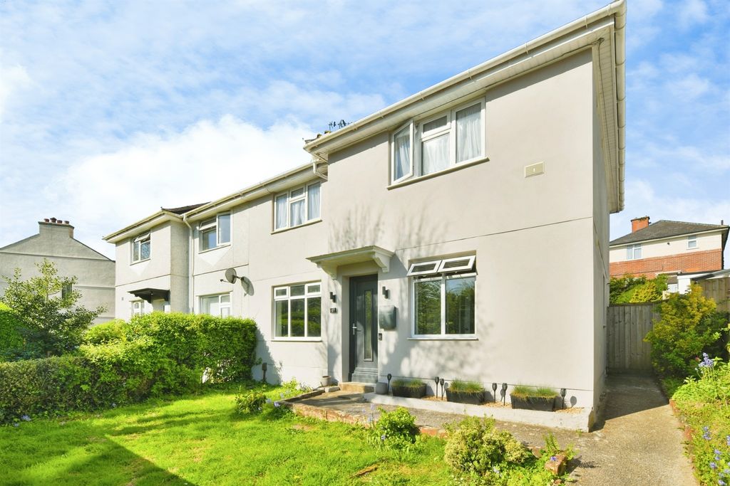 Property photo 1 of 29