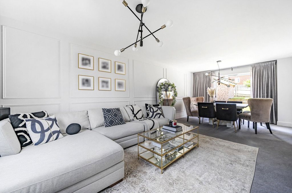 Property photo 2 of 18 Picture No. 04