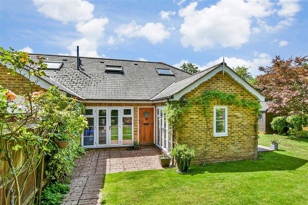 Property photo 1 of 13 External (Web)