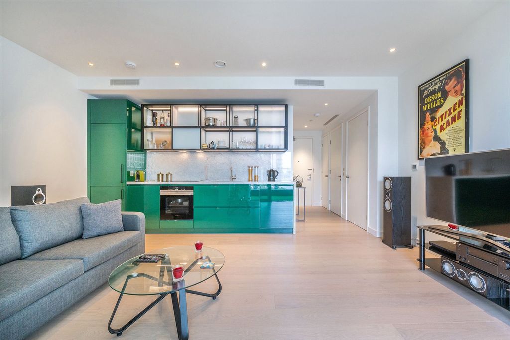 Property photo 3 of 24