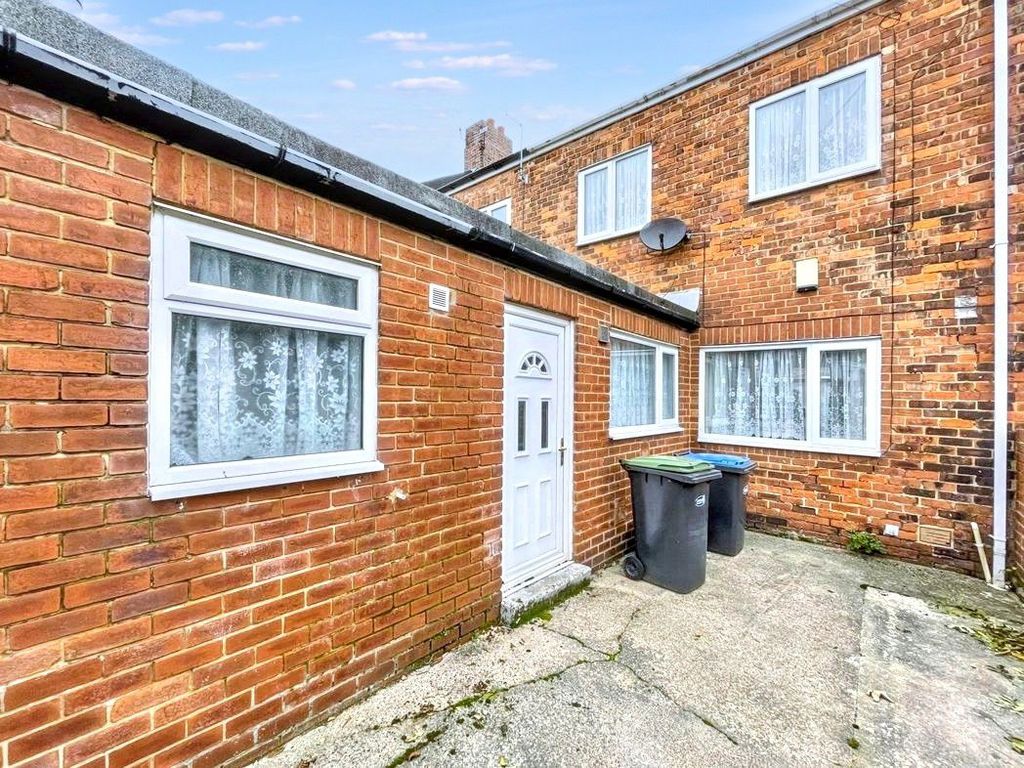 Property photo 3 of 11