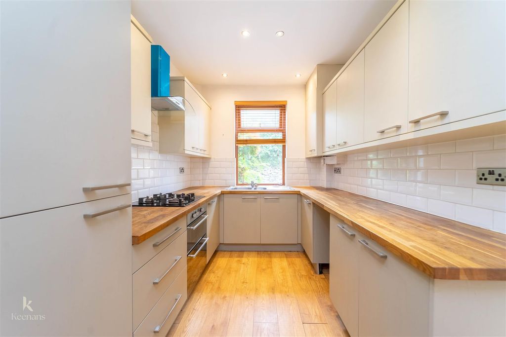 Property photo 2 of 17 Untitled-07015.Jpg