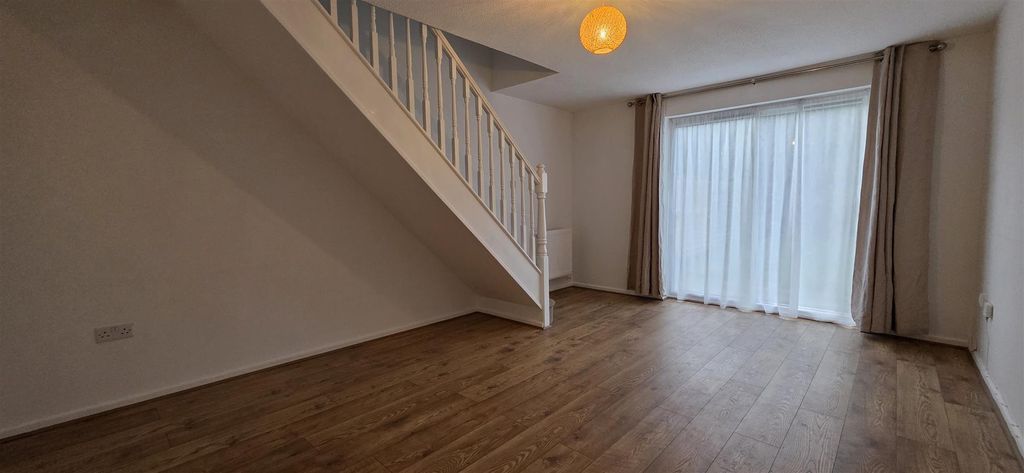 Property photo 3 of 8 20260212_164619.Jpg