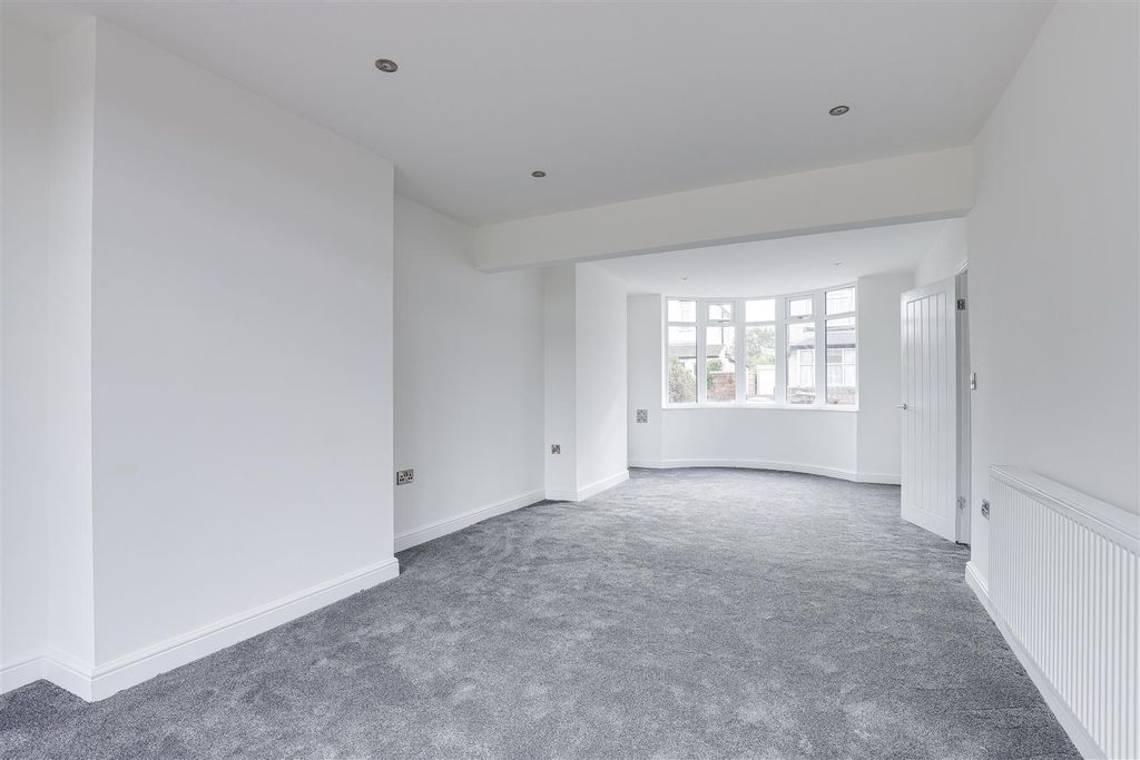 Property photo 3 of 35 Img_1398-Img_1402.Jpg