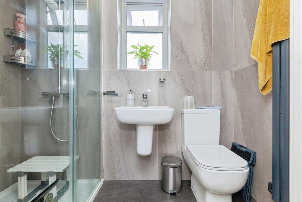 Property photo 3 of 19 Pbox-Img.Jpg