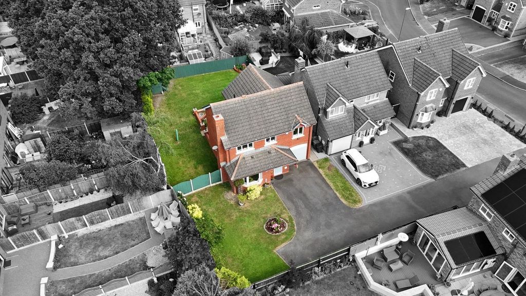 Property photo 3 of 51