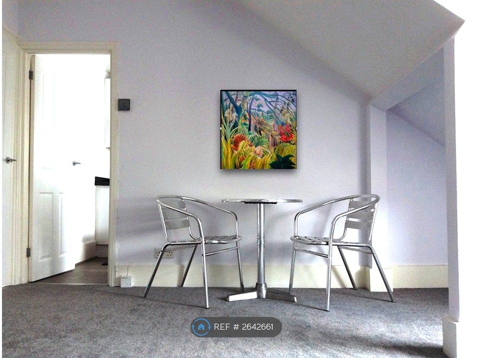 Property photo 2 of 14 Livingchairs