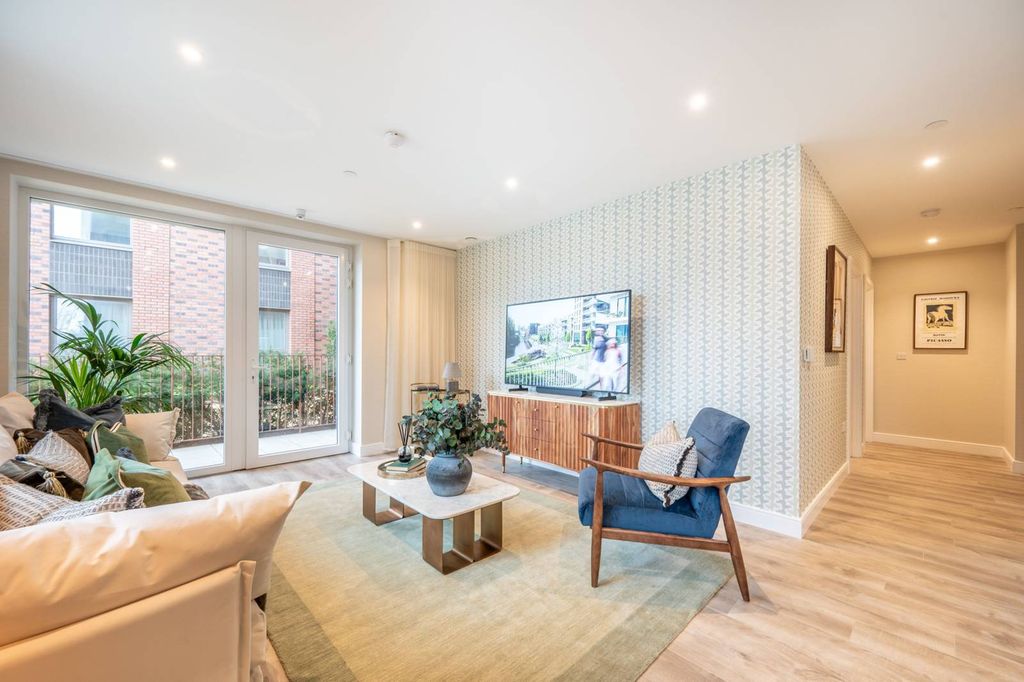 Property photo 3 of 29