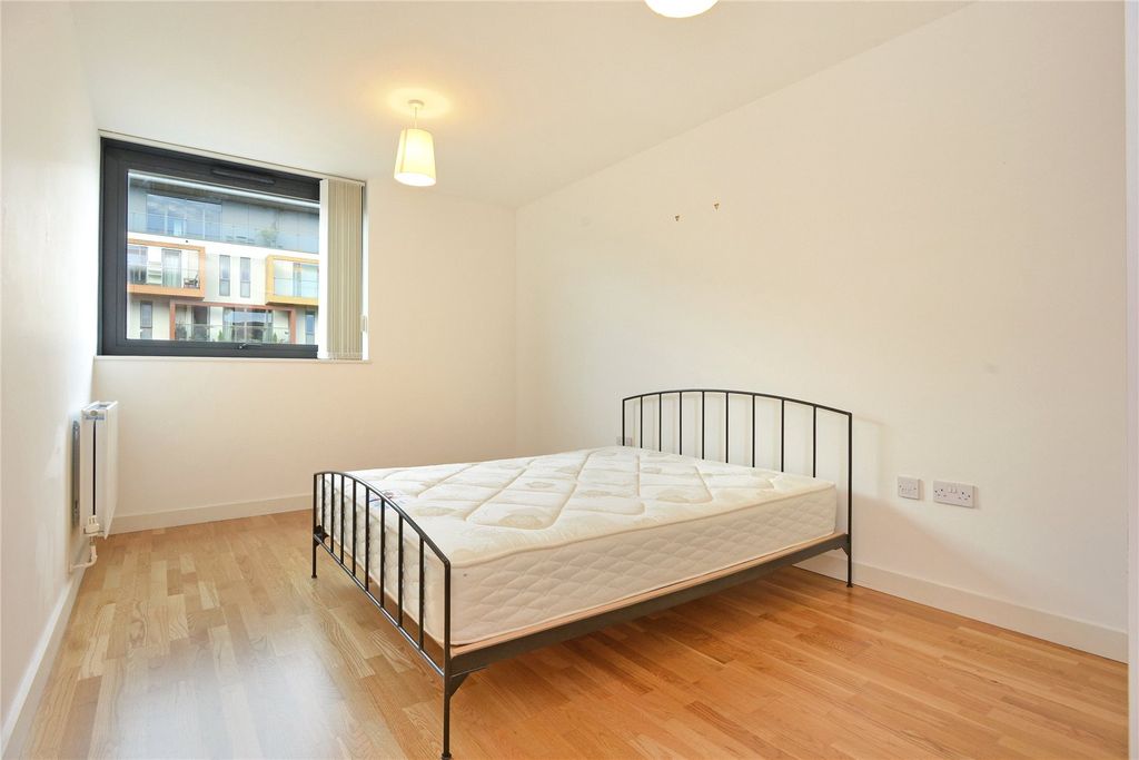 Property photo 3 of 9 Picture No. 13