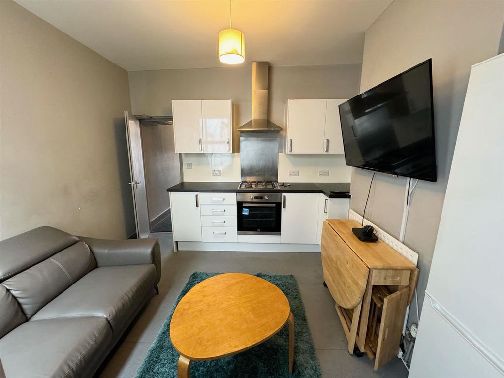 Property photo 2 of 9 Image6.Jpeg